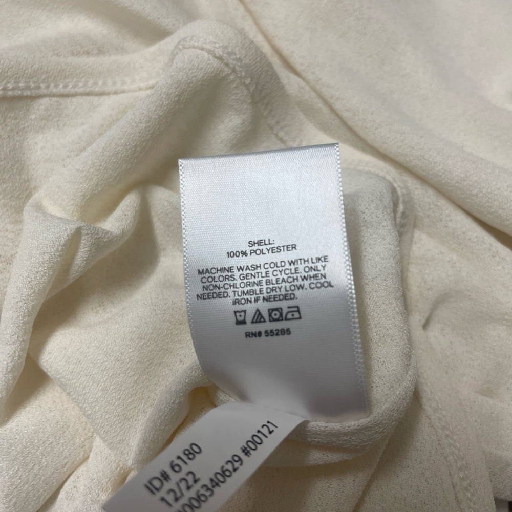 NWT Express Relaxed V-Neck Ruched Tee Size Small - Picture 8 of 11